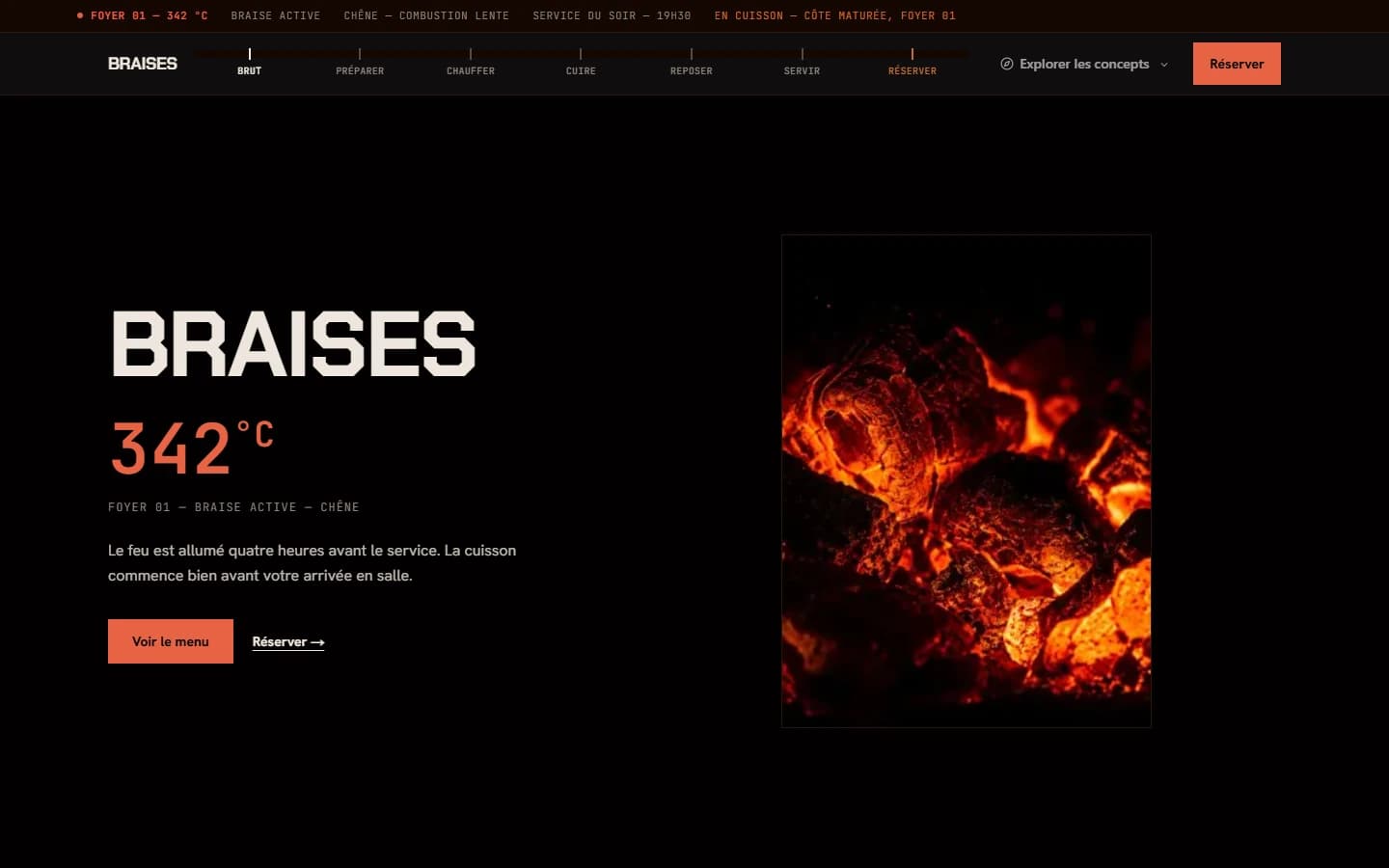 Page d'accueil de Braises sur grand écran : titre BRAISES, température 342 °C, texte d'accueil, boutons Voir le menu et Réserver, photographie de braises